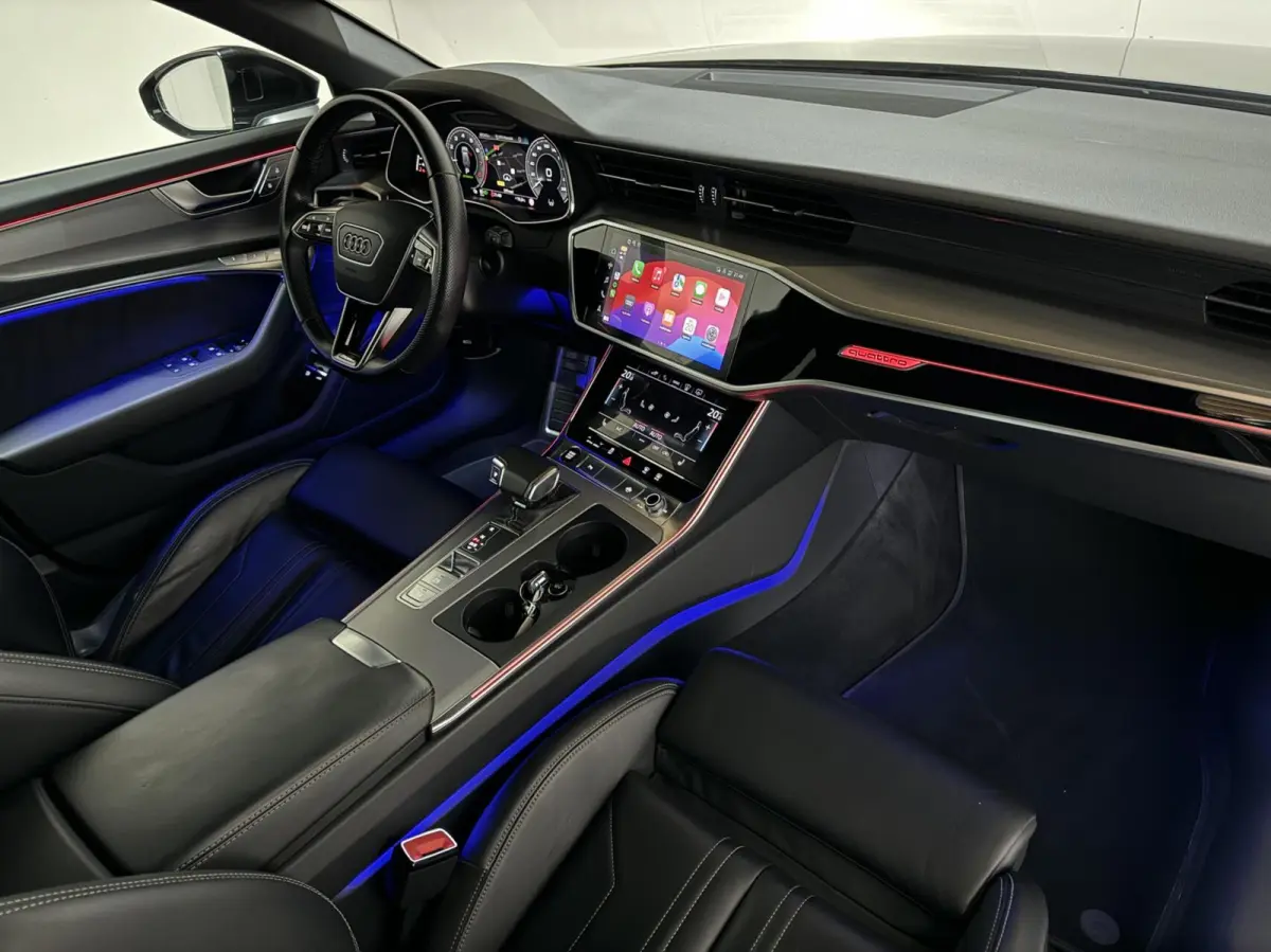 55 TFSI e Quattro Competition S-Line Black Edition