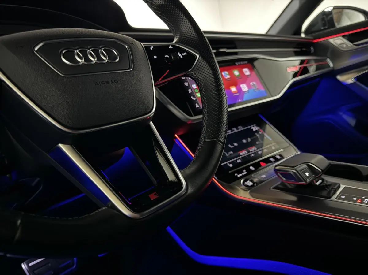 55 TFSI e Quattro Competition S-Line Black Edition