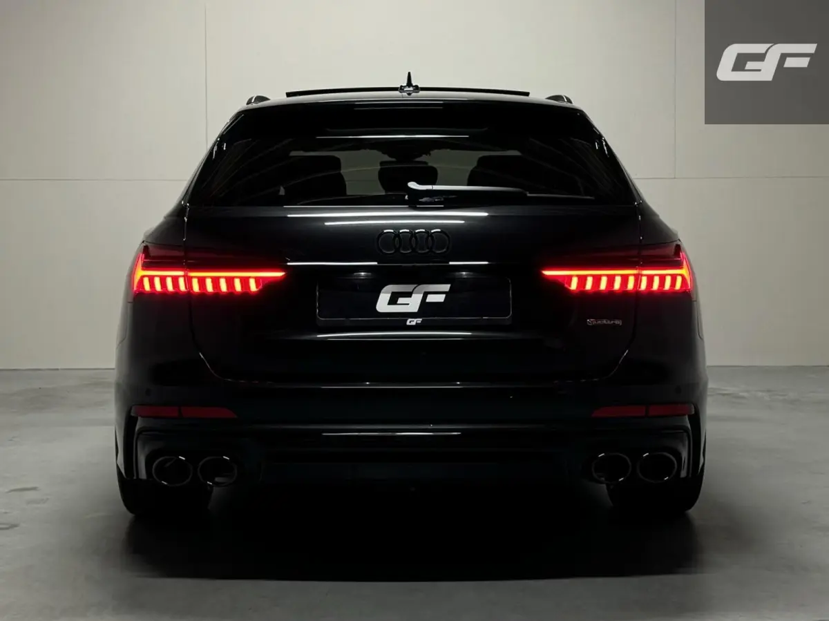 55 TFSI e Quattro Competition S-Line Black Edition