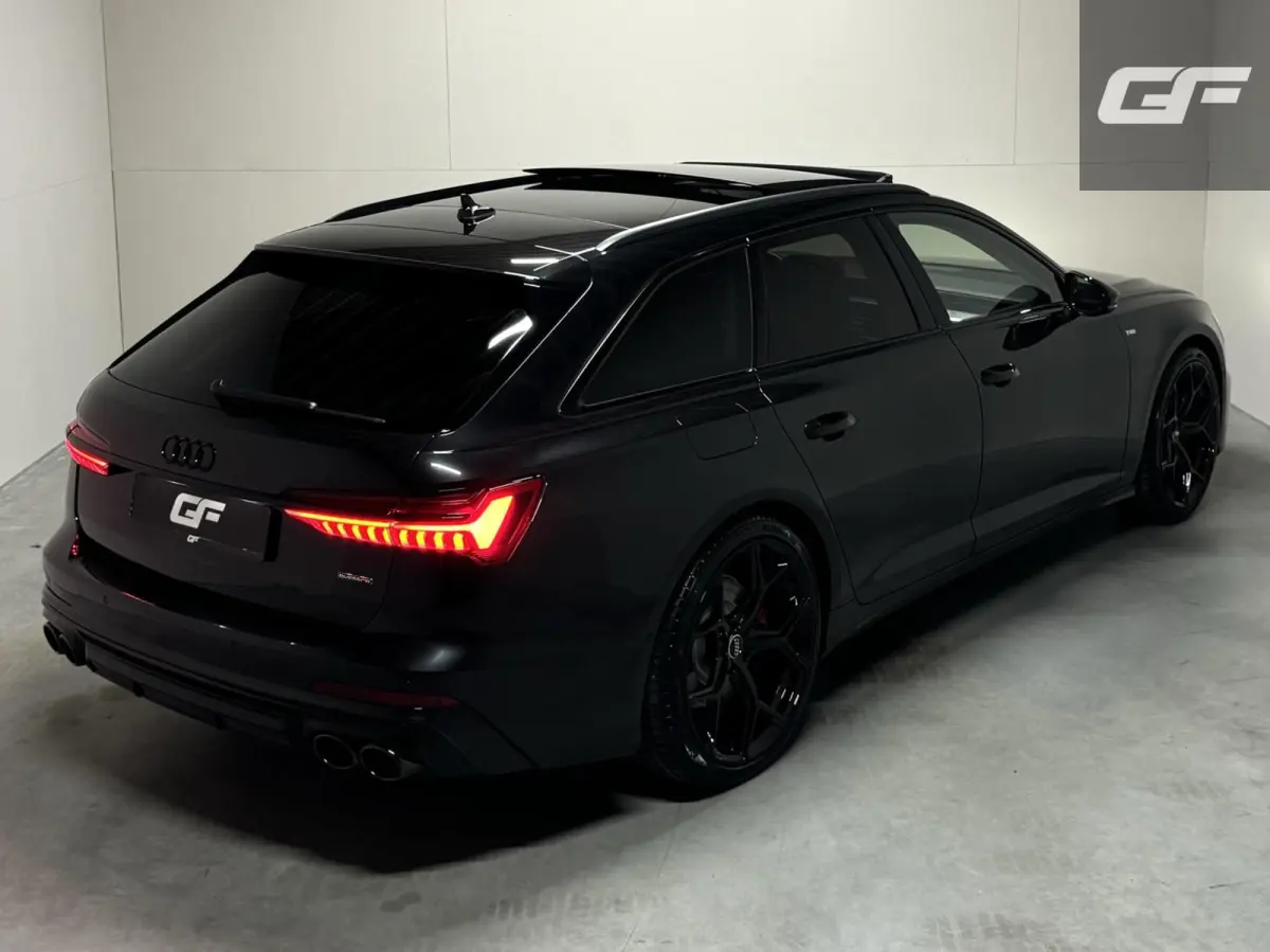 55 TFSI e Quattro Competition S-Line Black Edition