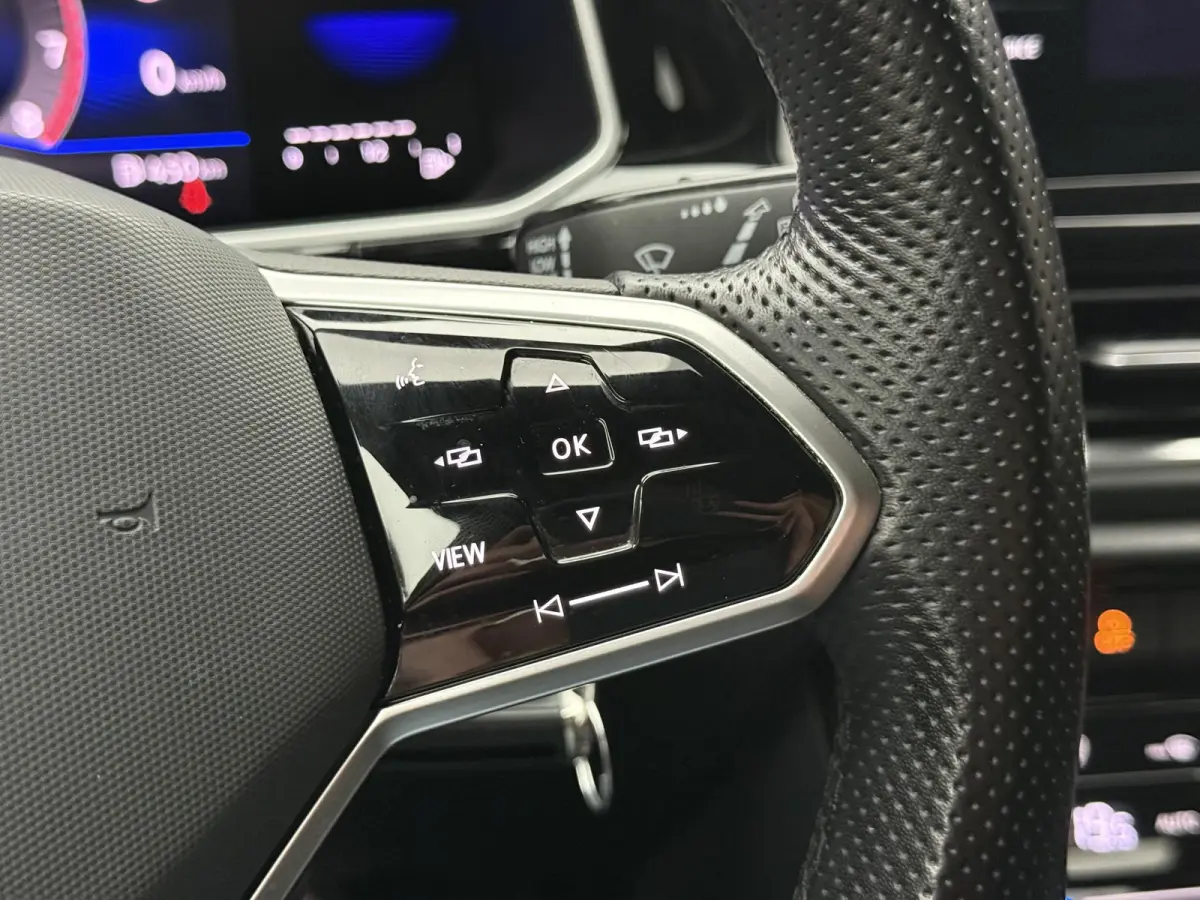 1.0 TSI R-Line