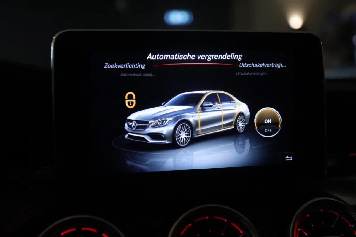 AMG 63 S PANO/360CAMERA/MEMORYSTOELEN/BOMVOL