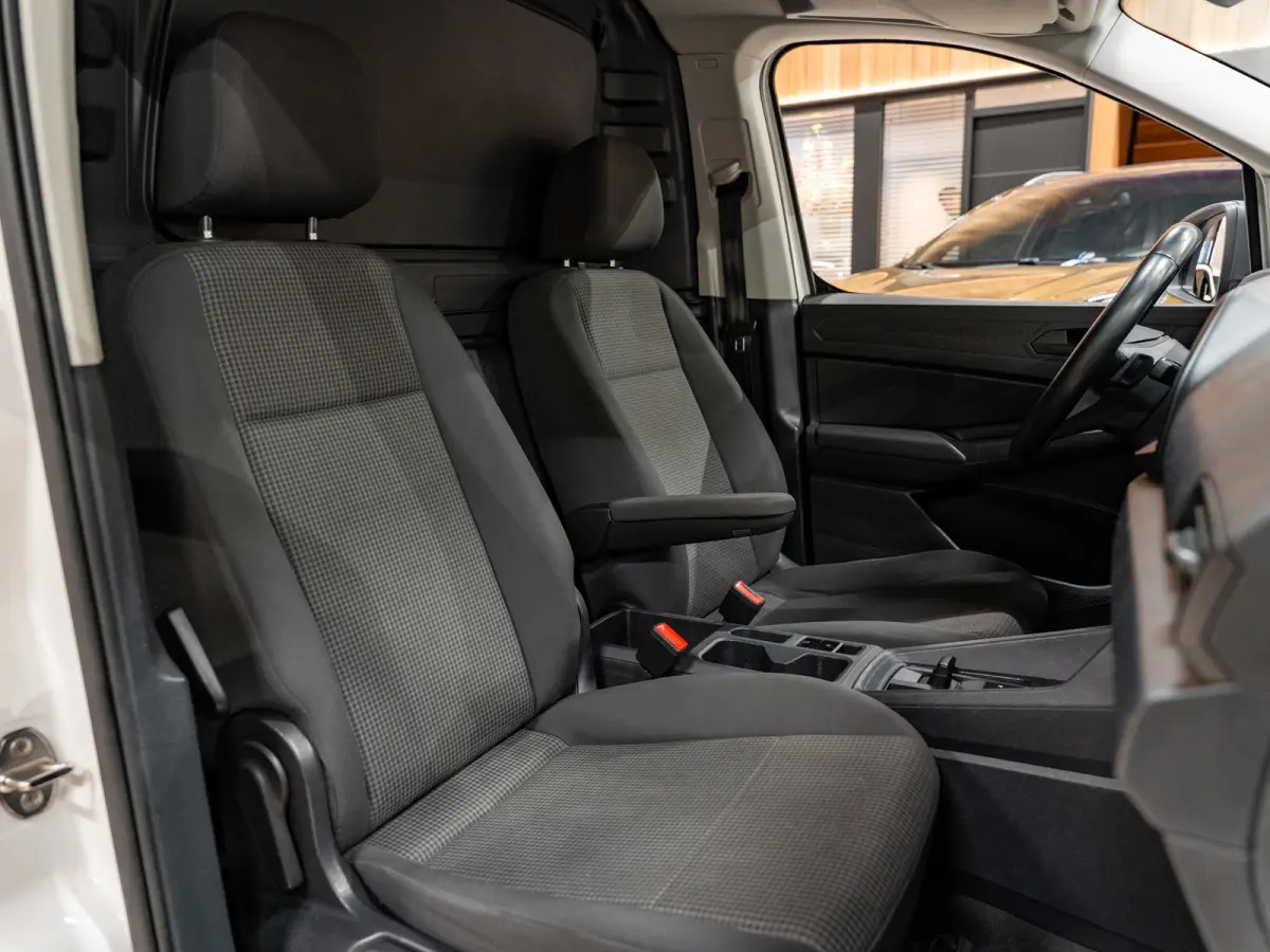 2.0 TDI DSG Maxi, Cruise, Camera, Multistuur, Bluetooth/Tel, V+A PDC, Euro 6