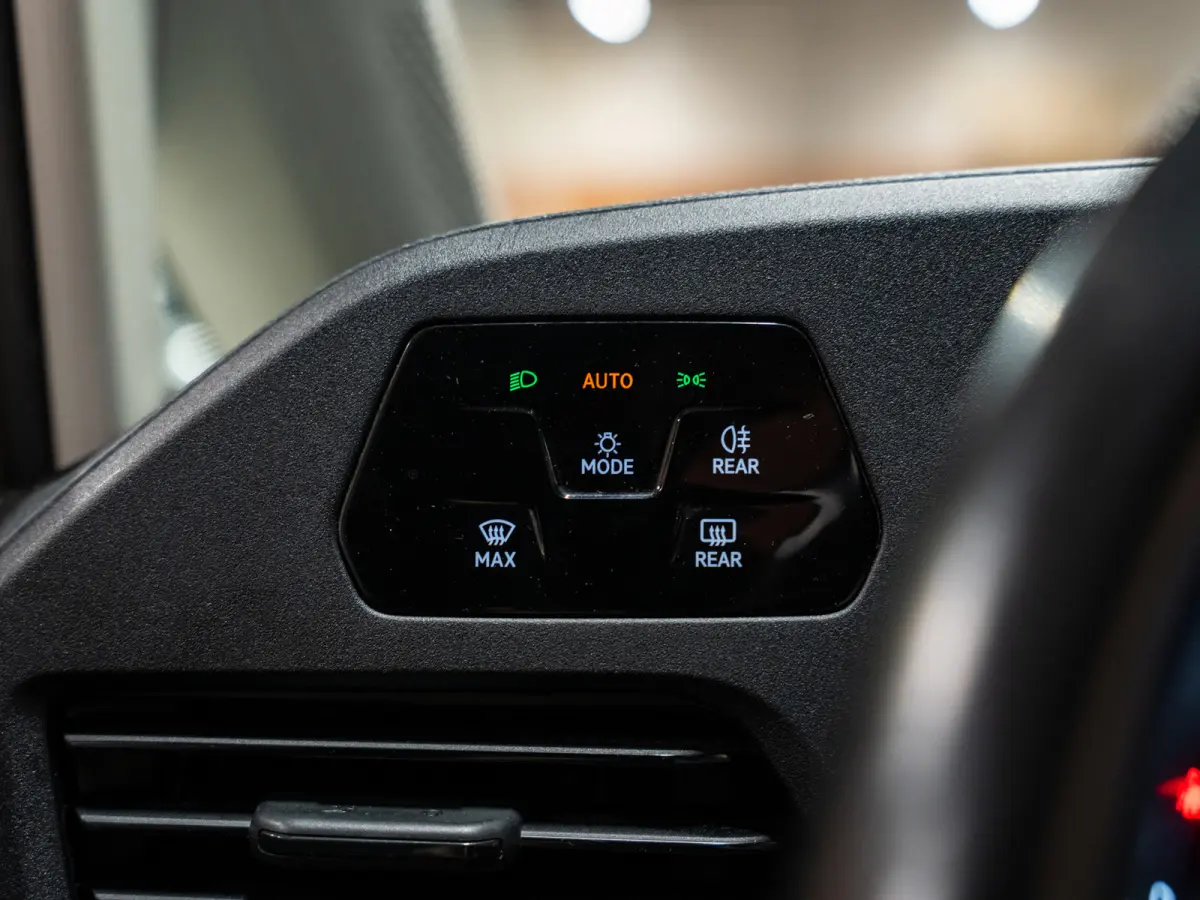 2.0 TDI DSG Maxi, Cruise, Camera, Multistuur, Bluetooth/Tel, V+A PDC, Euro 6
