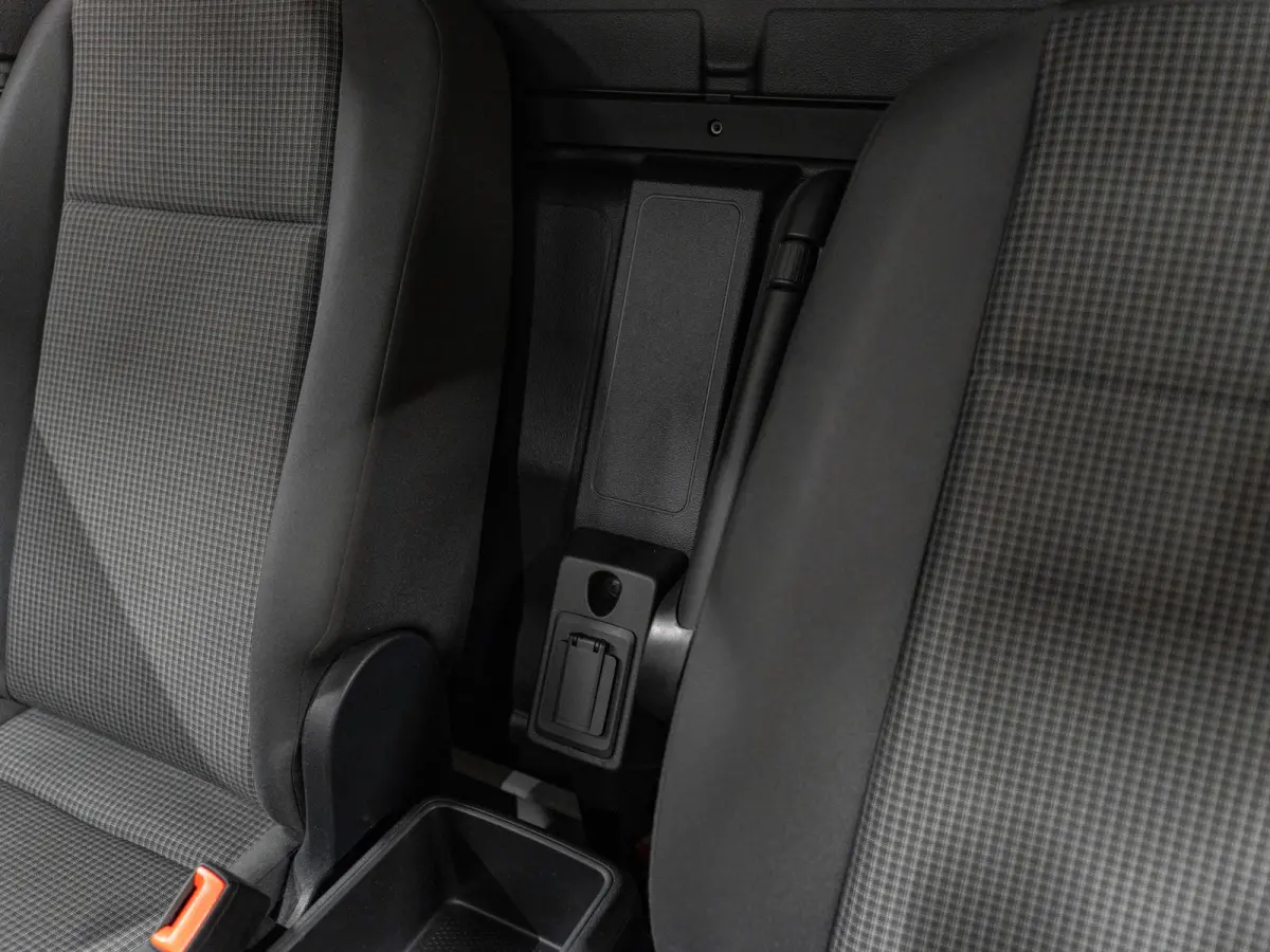 2.0 TDI DSG Maxi, Cruise, Camera, Multistuur, Bluetooth/Tel, V+A PDC, Euro 6