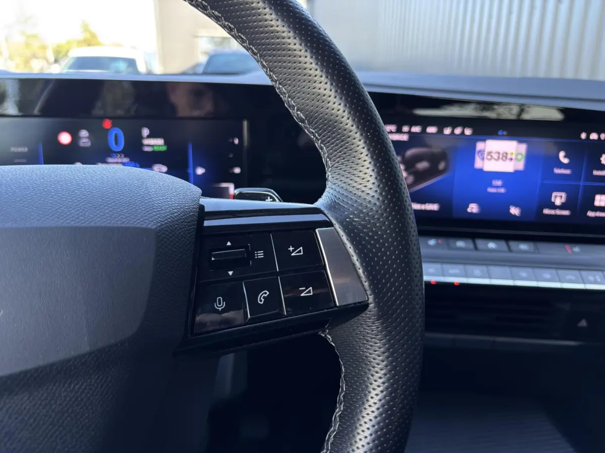Hybrid Business Edition trekhaak camera stuur vw