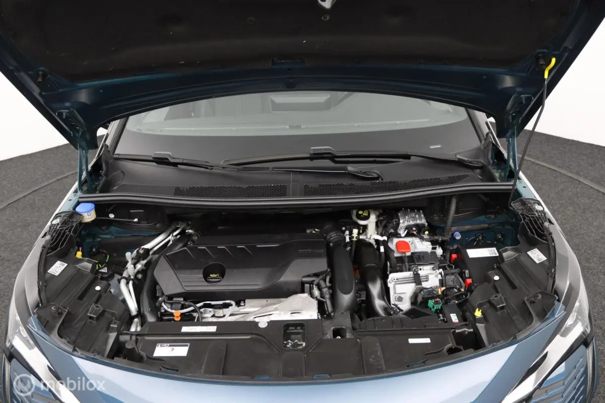 1.6 HYbrid 225 GT | Adapt. Cruise | Pano | Camera | Keyless | Navi