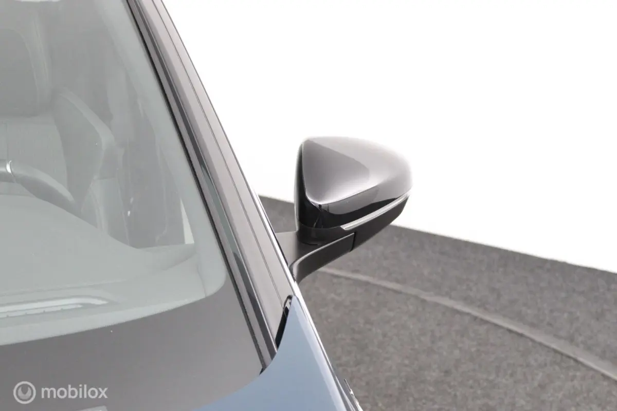 1.6 HYbrid 225 GT | Adapt. Cruise | Pano | Camera | Keyless | Navi