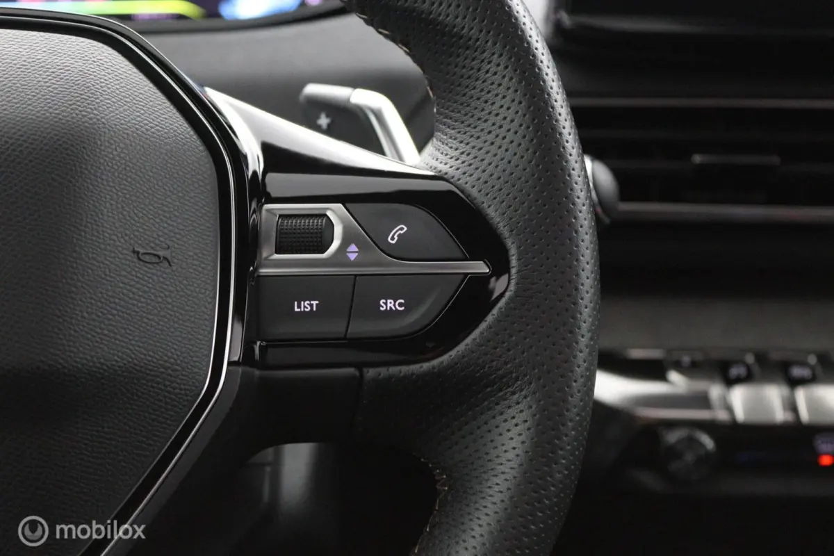 1.6 HYbrid 225 GT | Adapt. Cruise | Pano | Camera | Keyless | Navi