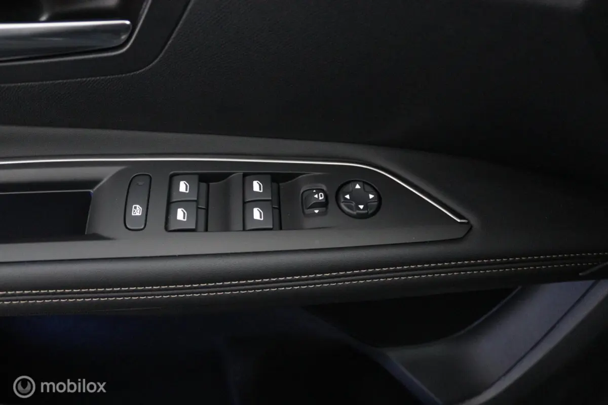 1.6 HYbrid 225 GT | Adapt. Cruise | Pano | Camera | Keyless | Navi