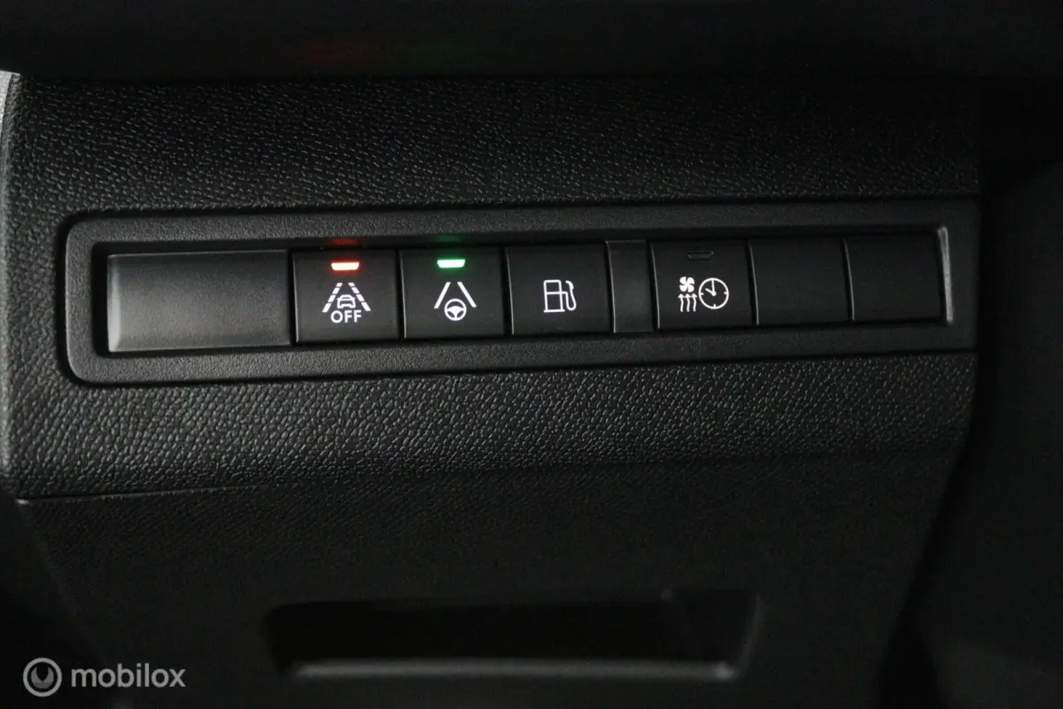 1.6 HYbrid 225 GT | Adapt. Cruise | Pano | Camera | Keyless | Navi