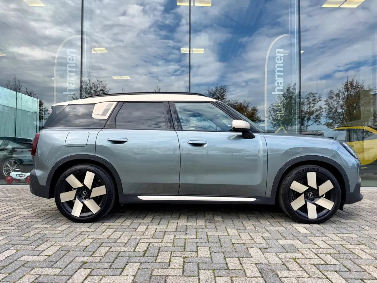 SE ALL4 Favoured XL 66.5 kWh, 20 inch, Trekhaak, FULL OPTIONS!