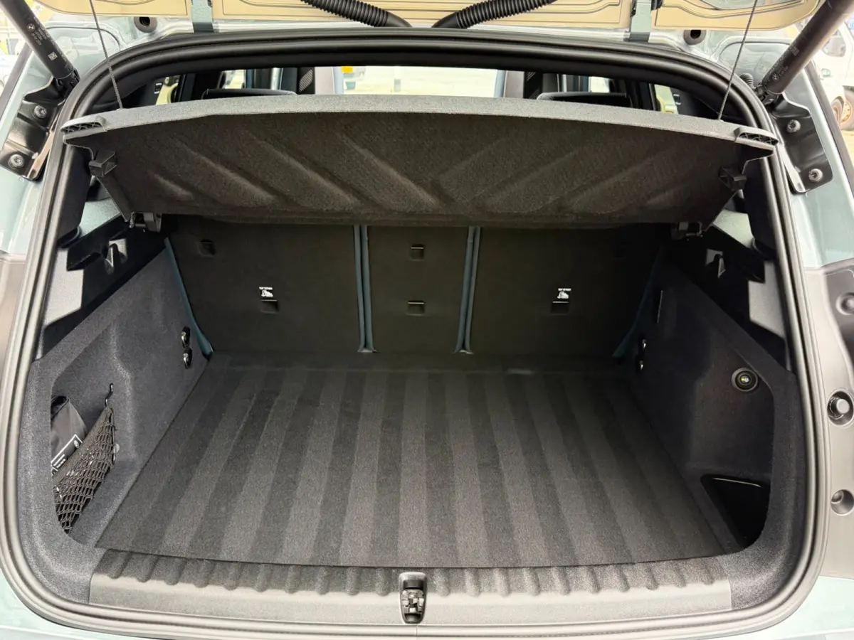 SE ALL4 Favoured XL 66.5 kWh, 20 inch, Trekhaak, FULL OPTIONS!