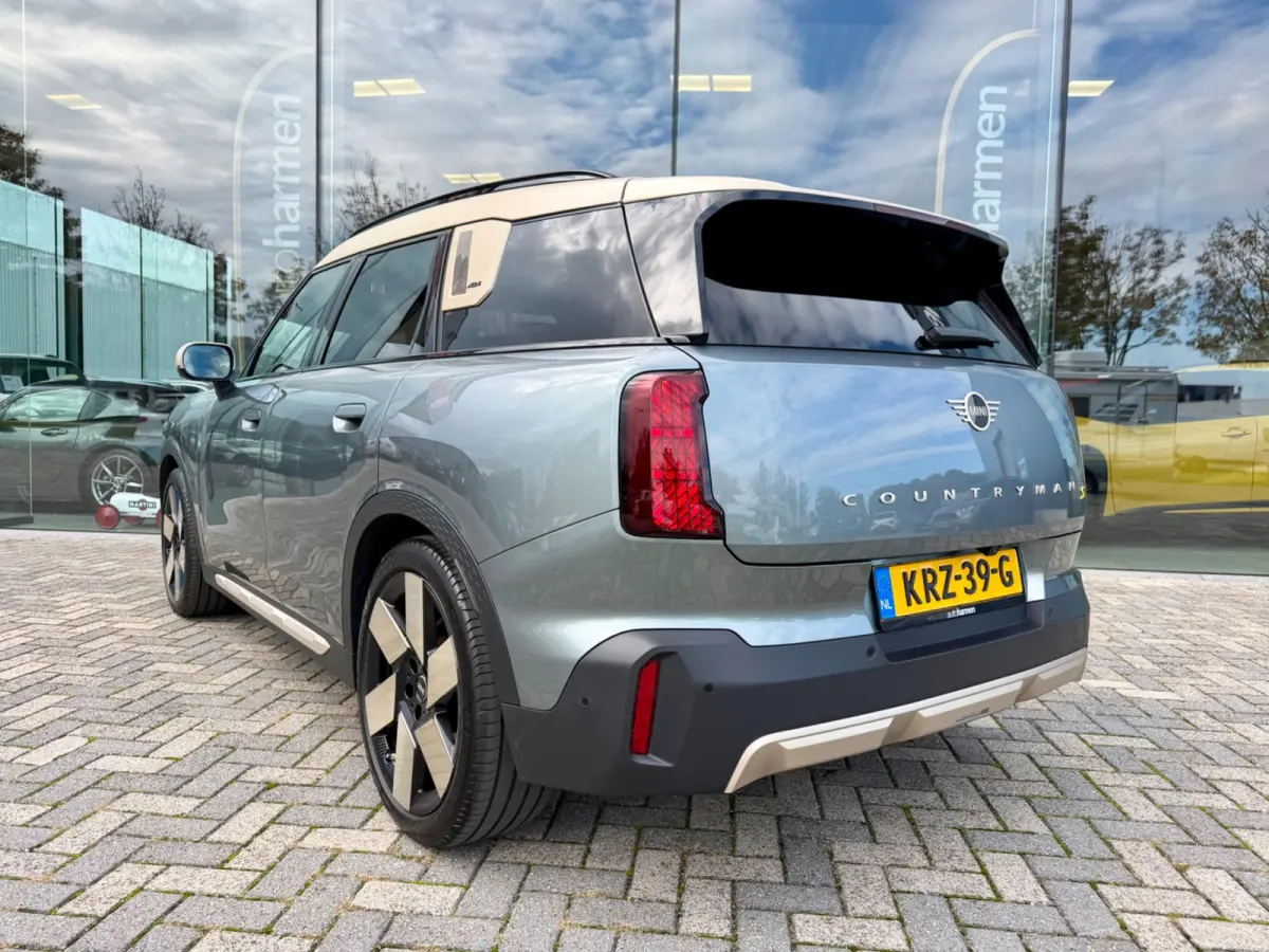 SE ALL4 Favoured XL 66.5 kWh, 20 inch, Trekhaak, FULL OPTIONS!