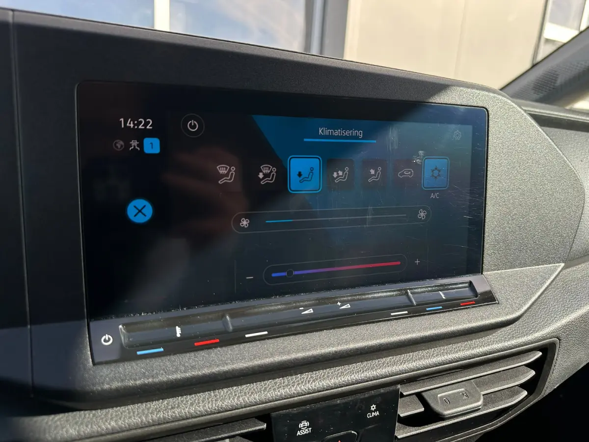 2.0 TDI Trend > Apple CarPlay / Android Auto / Navigatie