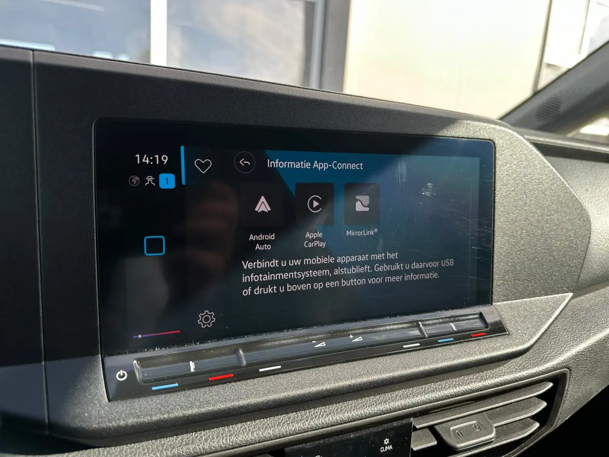 2.0 TDI Trend > Apple CarPlay / Android Auto / Navigatie