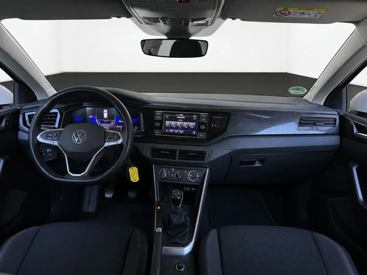 1.0 TSI 95PK LIFE EDITION CARPLAY/PDC/LED