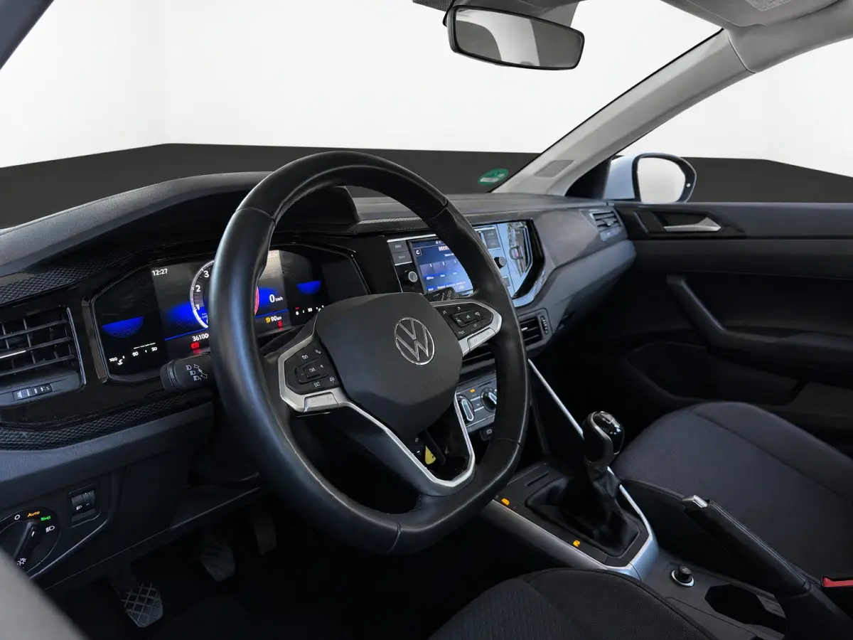 1.0 TSI 95PK LIFE EDITION CARPLAY/PDC/LED