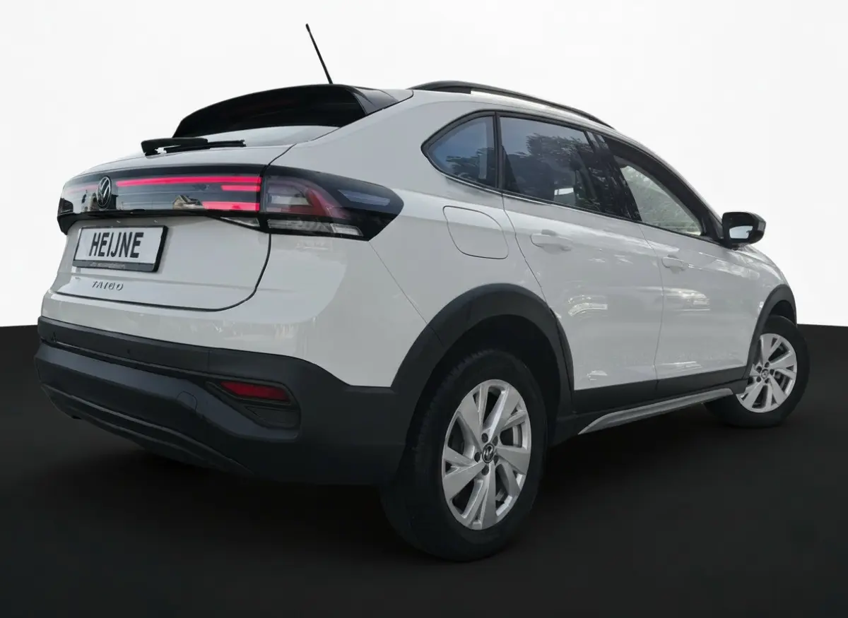 1.0 TSI 95PK LIFE EDITION CARPLAY/PDC/LED