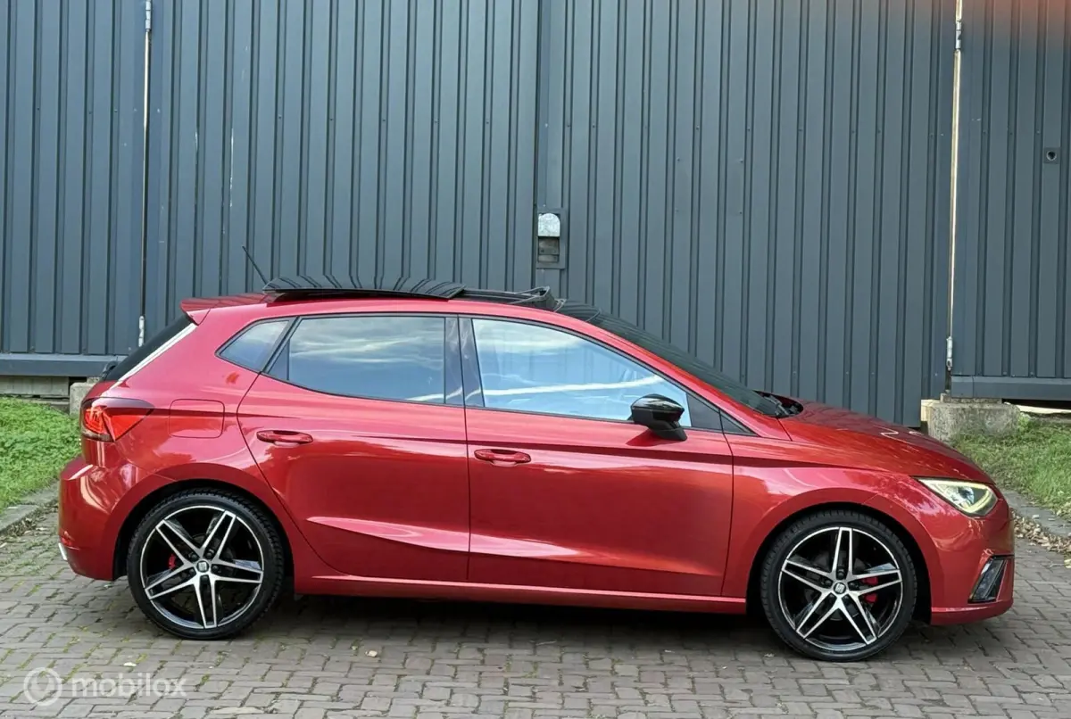 1.0 TSI FR |Pano|Virtual|Camera|Beats|LED|Keyless