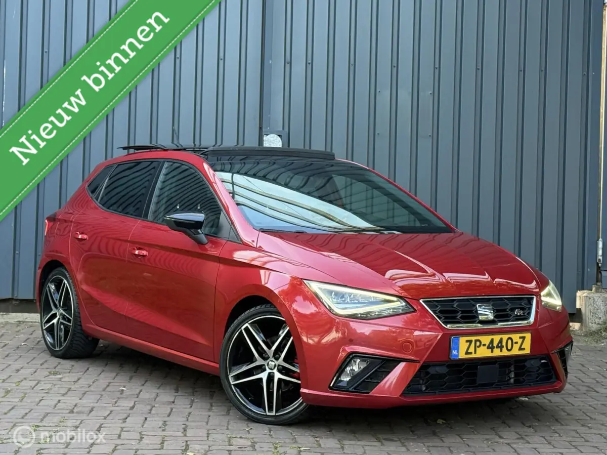 1.0 TSI FR |Pano|Virtual|Camera|Beats|LED|Keyless