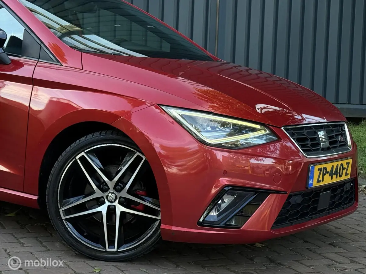 1.0 TSI FR |Pano|Virtual|Camera|Beats|LED|Keyless