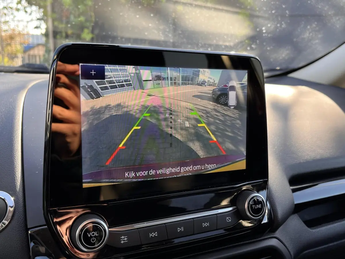 1.0 EcoBoost ST-Line 125PK Automaat Winterpack Camera Cruise Carplay-Navi Blind-Spot Parkeersensoren Climate Privacy Glass All-Seasons *Dealer Onderhouden*