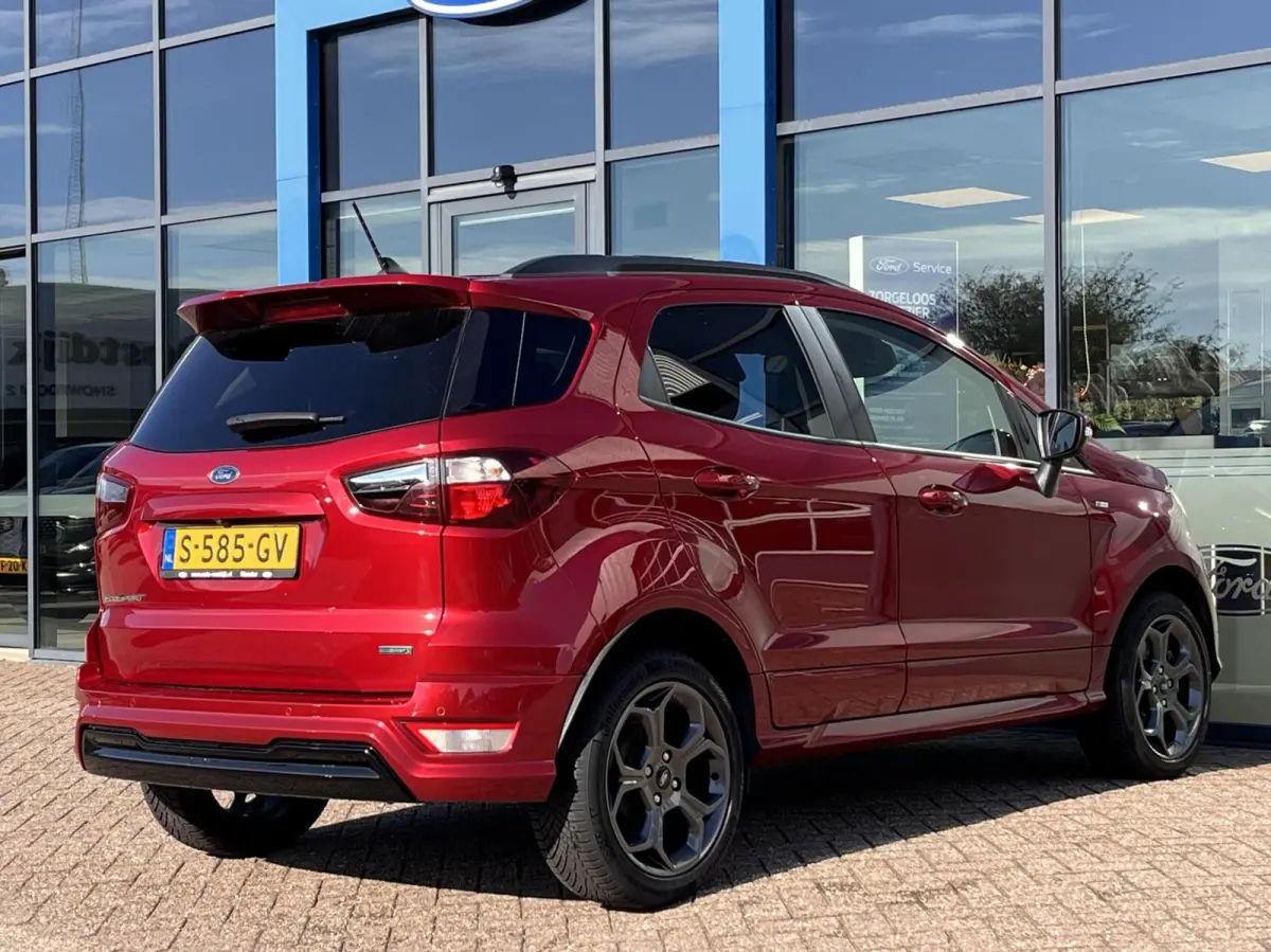 1.0 EcoBoost ST-Line 125PK Automaat Winterpack Camera Cruise Carplay-Navi Blind-Spot Parkeersensoren Climate Privacy Glass All-Seasons *Dealer Onderhouden*