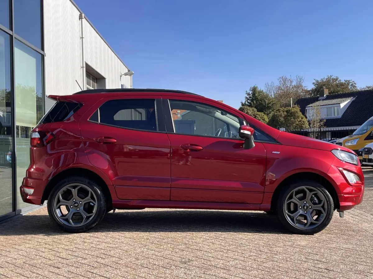 1.0 EcoBoost ST-Line 125PK Automaat Winterpack Camera Cruise Carplay-Navi Blind-Spot Parkeersensoren Climate Privacy Glass All-Seasons *Dealer Onderhouden*