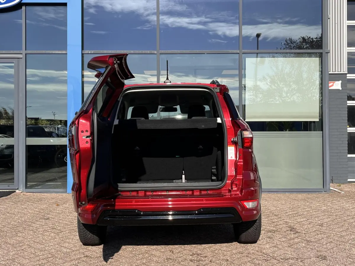 1.0 EcoBoost ST-Line 125PK Automaat Winterpack Camera Cruise Carplay-Navi Blind-Spot Parkeersensoren Climate Privacy Glass All-Seasons *Dealer Onderhouden*