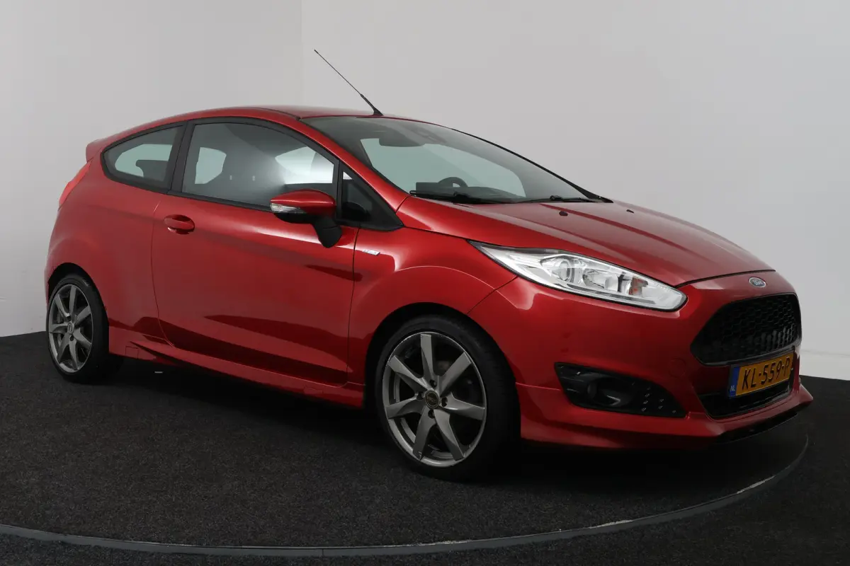 1.0 EcoBoost ST Line (CARPLAY NAVIGATIE, ACHTERUITRIJCAMERA, CRUISE CONTROL)