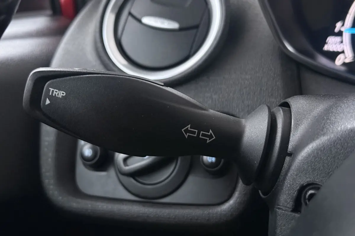 1.0 EcoBoost ST Line (CARPLAY NAVIGATIE, ACHTERUITRIJCAMERA, CRUISE CONTROL)
