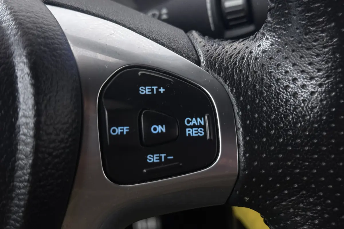 1.0 EcoBoost ST Line (CARPLAY NAVIGATIE, ACHTERUITRIJCAMERA, CRUISE CONTROL)