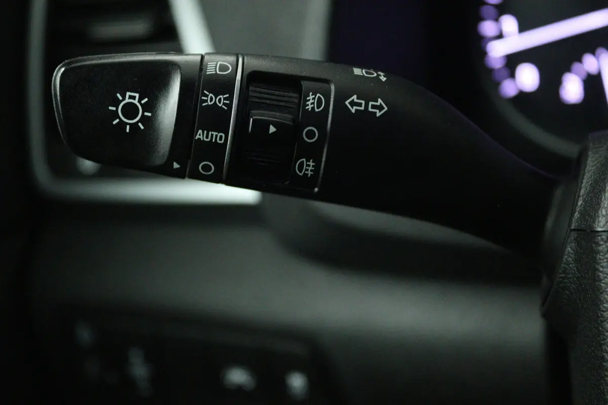 1.6 GDi Comfort (STOELVERWARMING, CAMERA, NAVIGATIE, PARKEERSENSOREN)