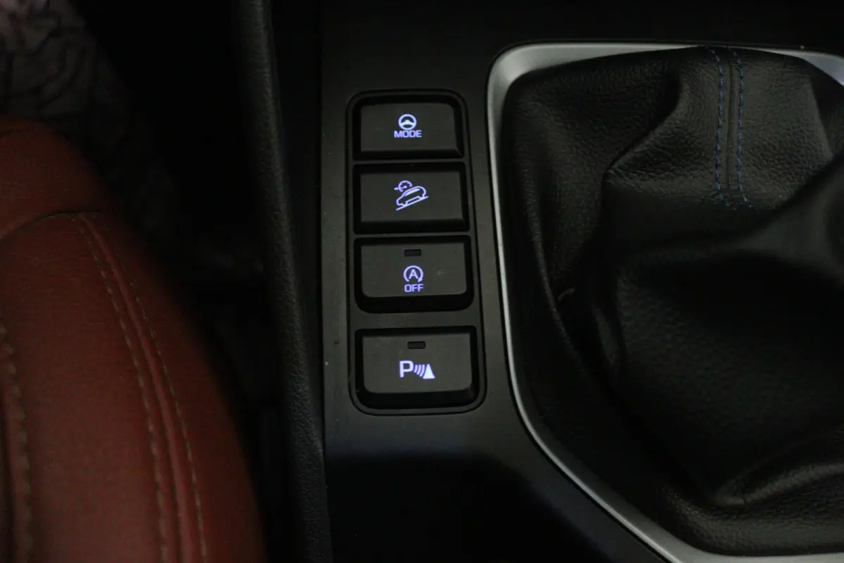 1.6 GDi Comfort (STOELVERWARMING, CAMERA, NAVIGATIE, PARKEERSENSOREN)