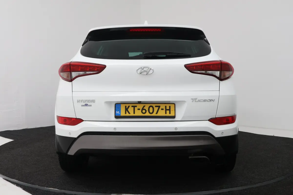 1.6 GDi Comfort (STOELVERWARMING, CAMERA, NAVIGATIE, PARKEERSENSOREN)