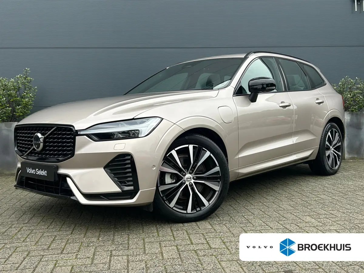 T8 Plug-in hybrid AWD Ultimate Dark | Uniek! | SoH 99% | Luchtvering | HU-Display | Wool Blend | 360 camera | Harman/Kardon |