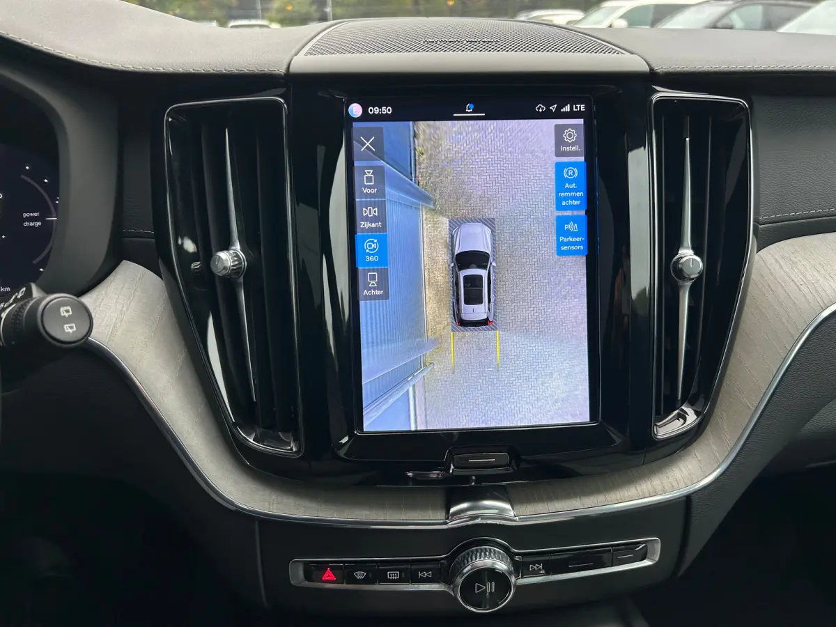 T8 Plug-in hybrid AWD Ultimate Dark | Uniek! | SoH 99% | Luchtvering | HU-Display | Wool Blend | 360 camera | Harman/Kardon |