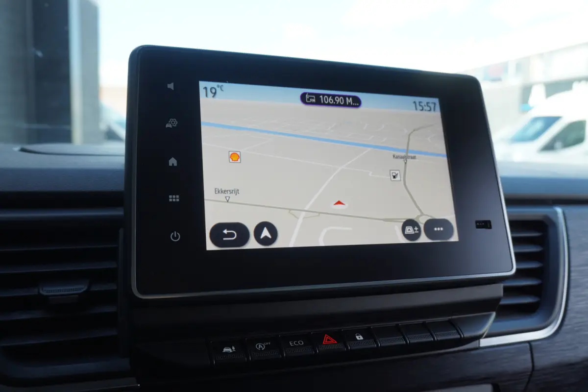 2.0 Blue dCi 130PK - Airco - Navi - Cruise - €14.950,- Excl.