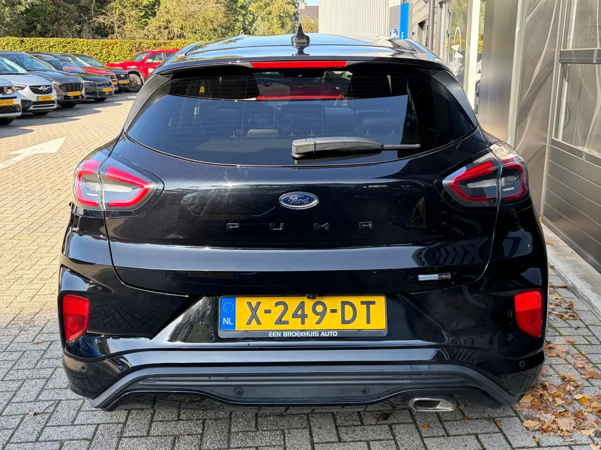 1.0 125 PK ST-Line X | ADAPTIEVE CRUISE CONTROL| DODEHOEK DETECTIE| CAMERA + PARKEERSENSOREN V+A| B&O SOUND| STUUR, STOEL EN VOORRUITVERWARMING| HALF LEER/HALF STOF| FULL LED| NAVIGATIE + AP