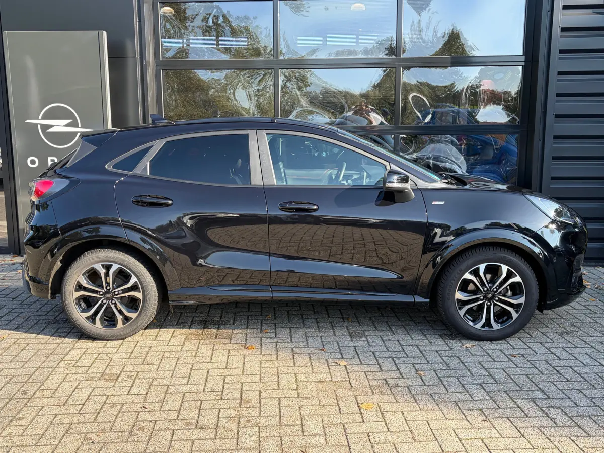 1.0 125 PK ST-Line X | ADAPTIEVE CRUISE CONTROL| DODEHOEK DETECTIE| CAMERA + PARKEERSENSOREN V+A| B&O SOUND| STUUR, STOEL EN VOORRUITVERWARMING| HALF LEER/HALF STOF| FULL LED| NAVIGATIE + AP