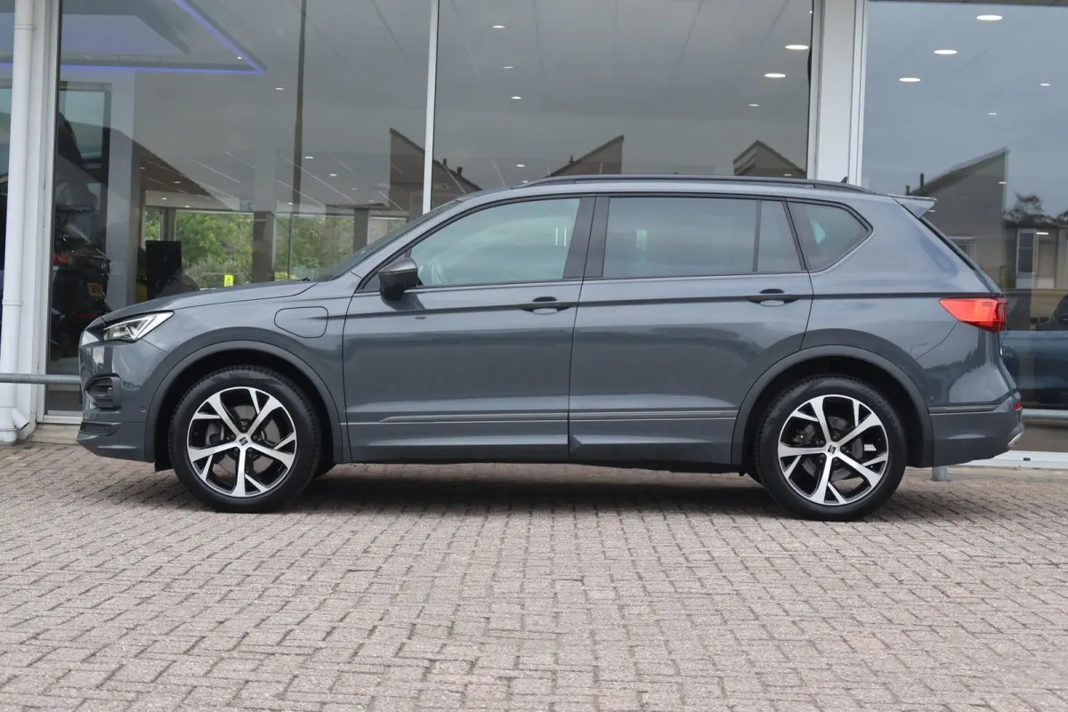 1.4 TSI e-Hybrid 245pk PHEV FR | SoH 100% | 360 Camera | Trekhaak | Navigatie | Memory | Adaptive Cruise | PDC | Carplay