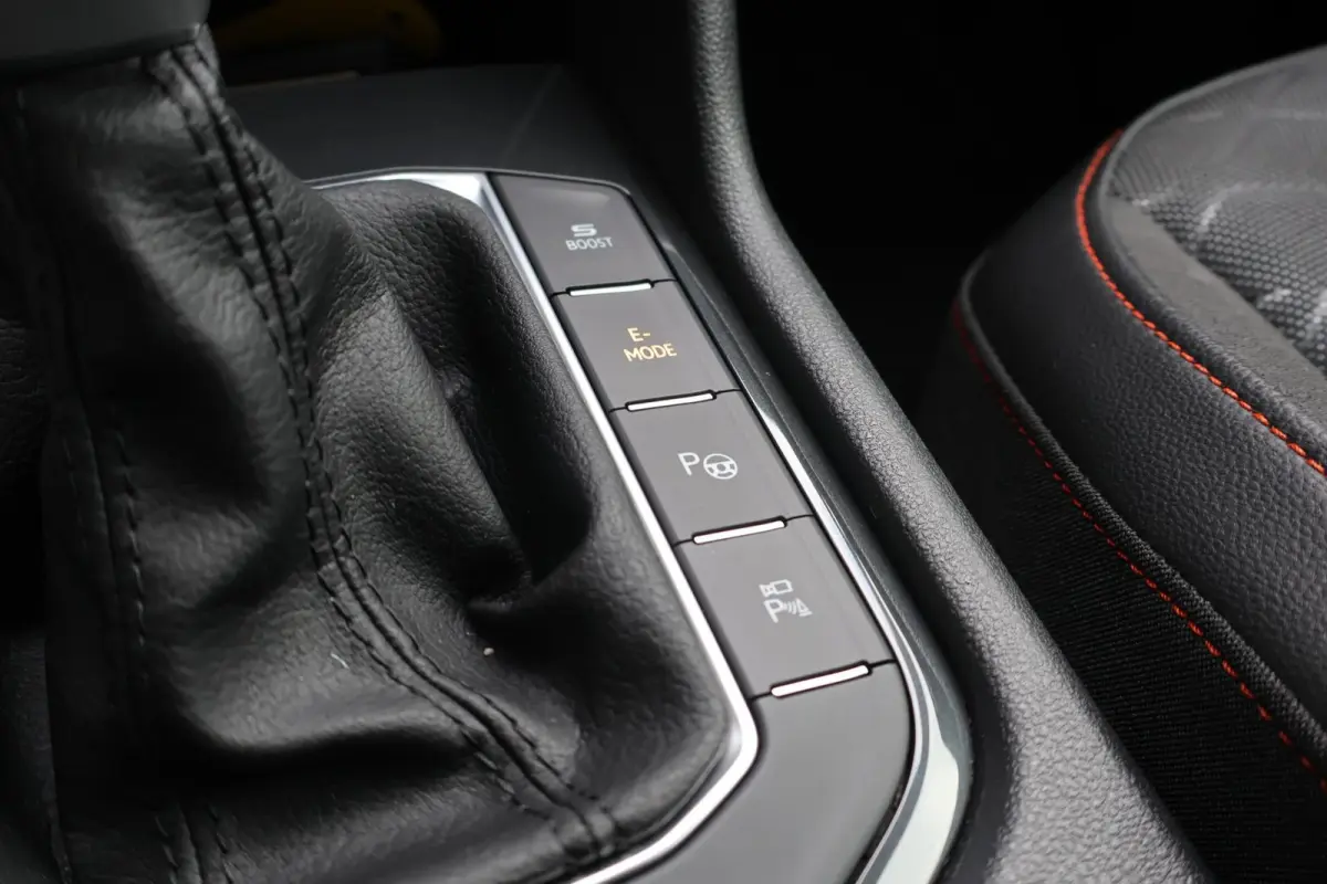 1.4 TSI e-Hybrid 245pk PHEV FR | SoH 100% | 360 Camera | Trekhaak | Navigatie | Memory | Adaptive Cruise | PDC | Carplay