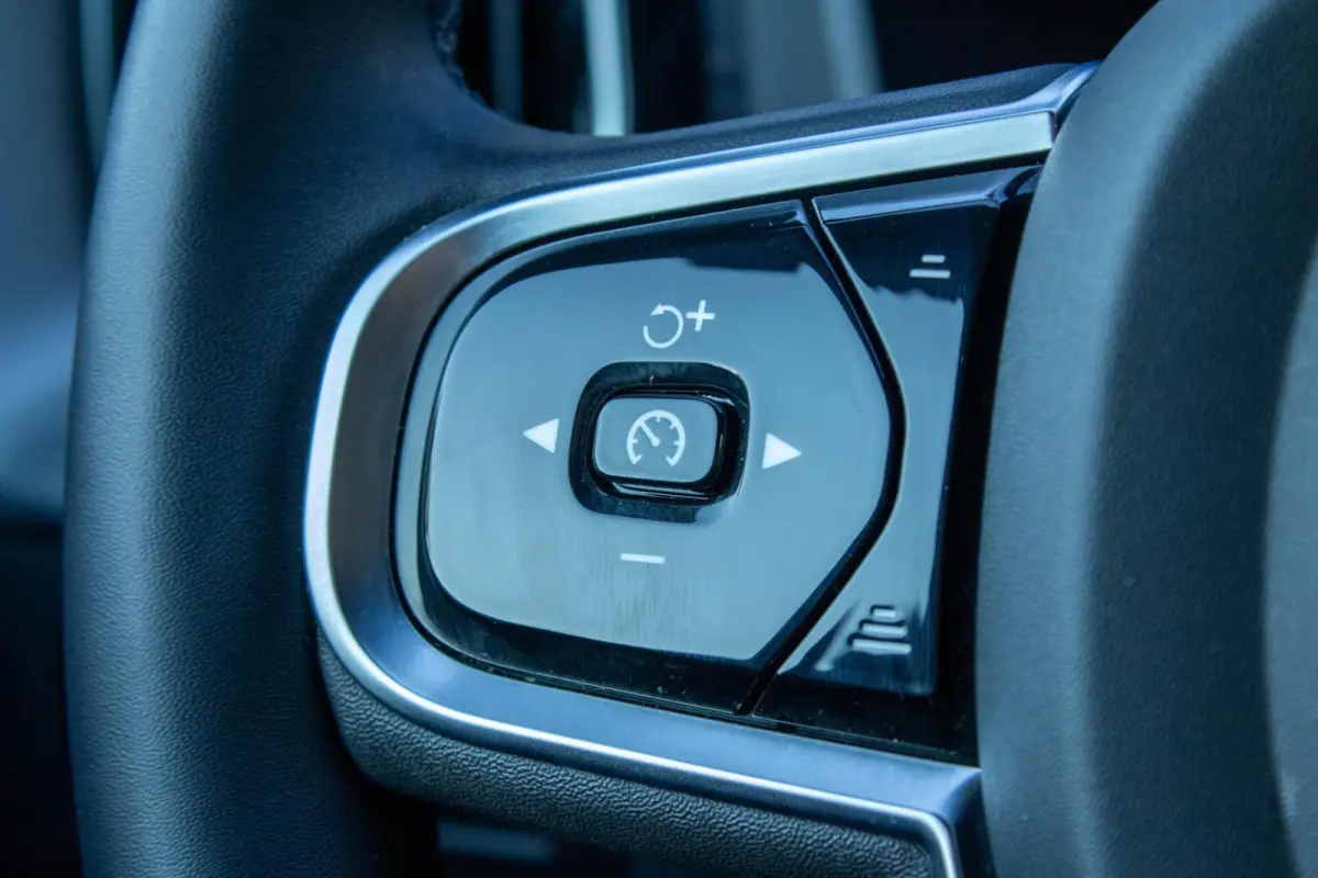 2.0 T6 PHEV AWD Ultimate Dark|360 Camera|Head Up Display|H&K|Luchtvering