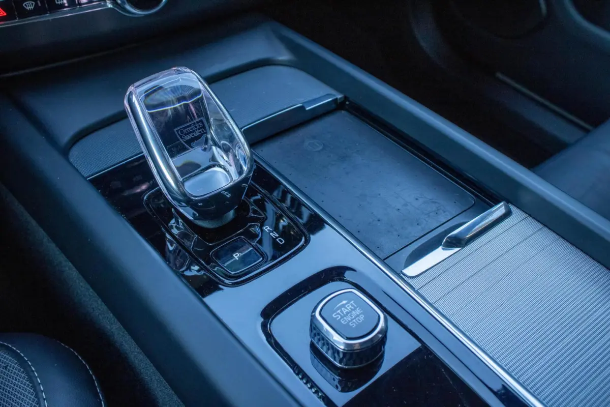 2.0 T6 PHEV AWD Ultimate Dark|360 Camera|Head Up Display|H&K|Luchtvering