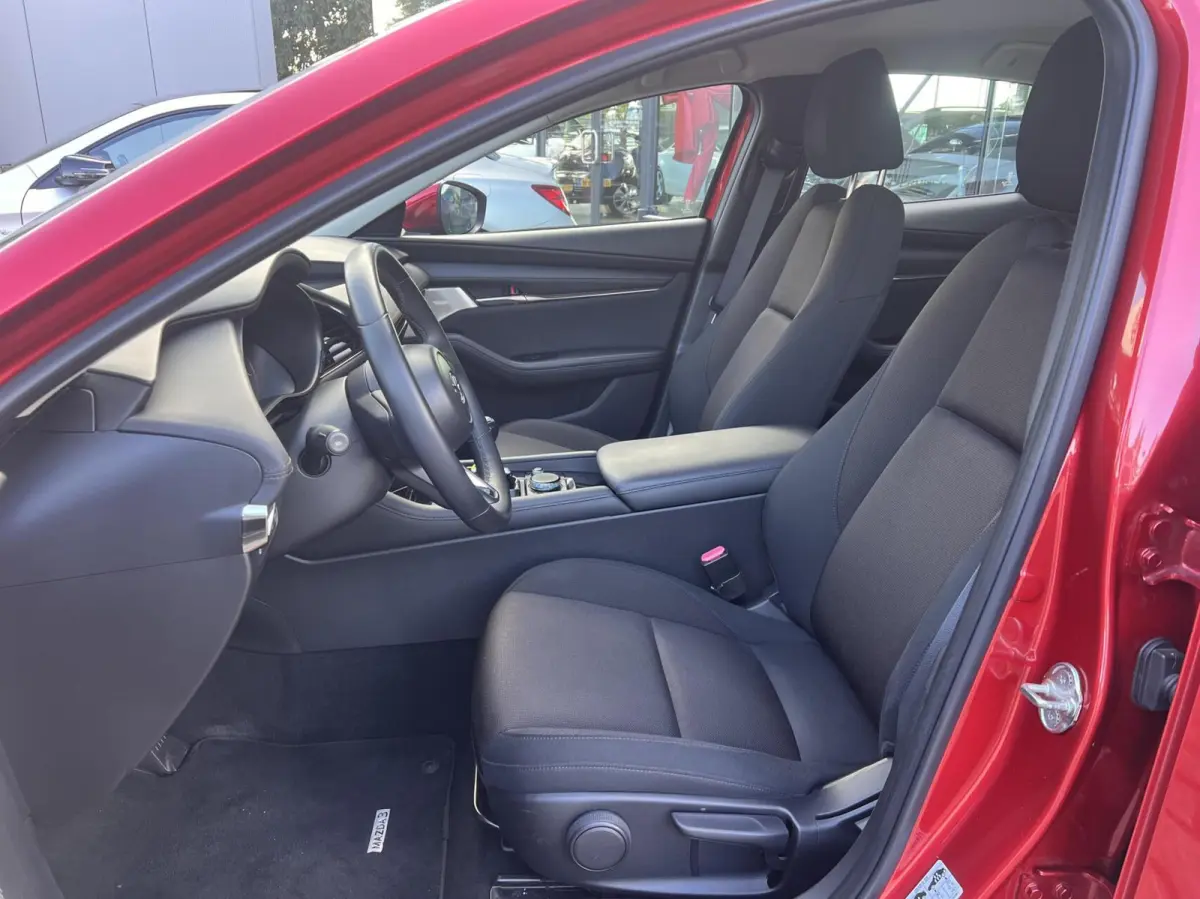 2.0 e-SkyActiv-X M Hybrid 180 Comfort met Bose Mooi!