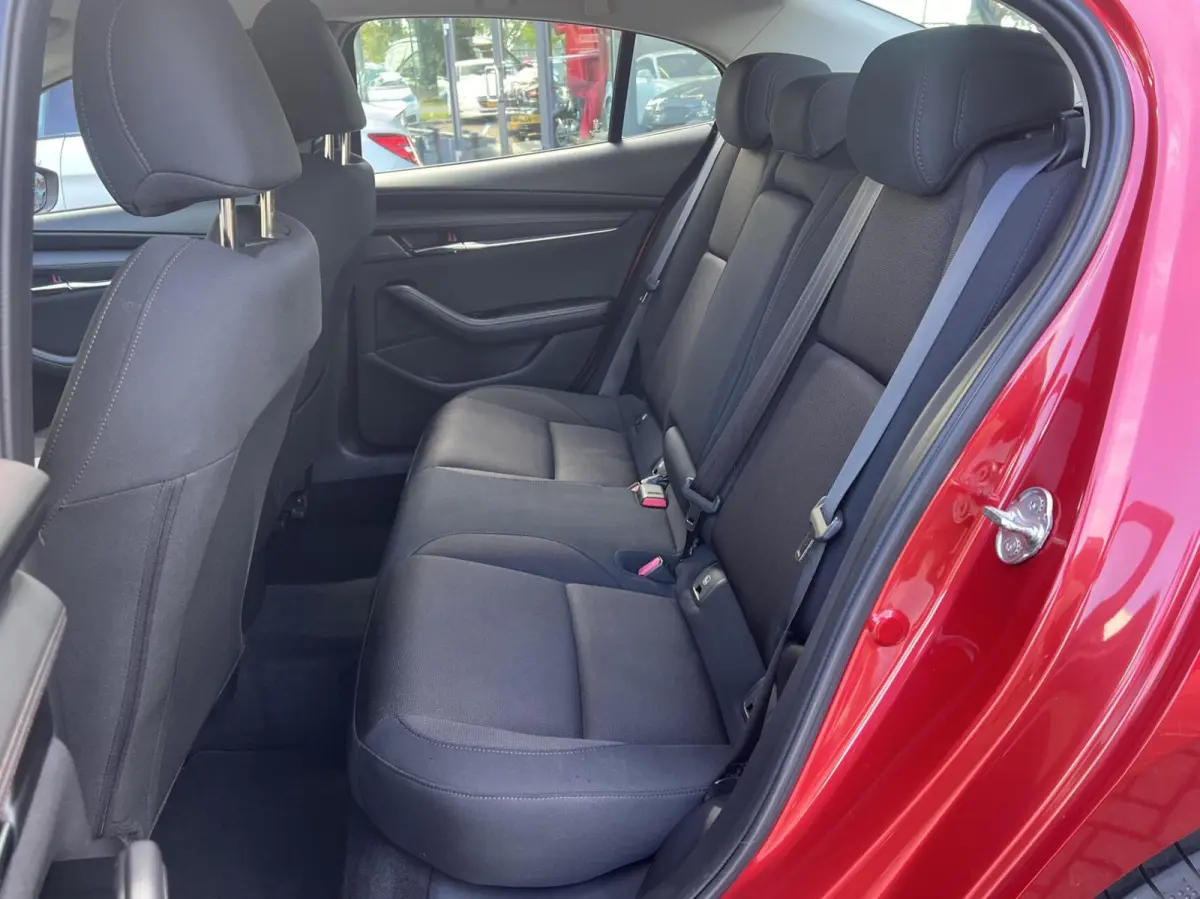 2.0 e-SkyActiv-X M Hybrid 180 Comfort met Bose Mooi!