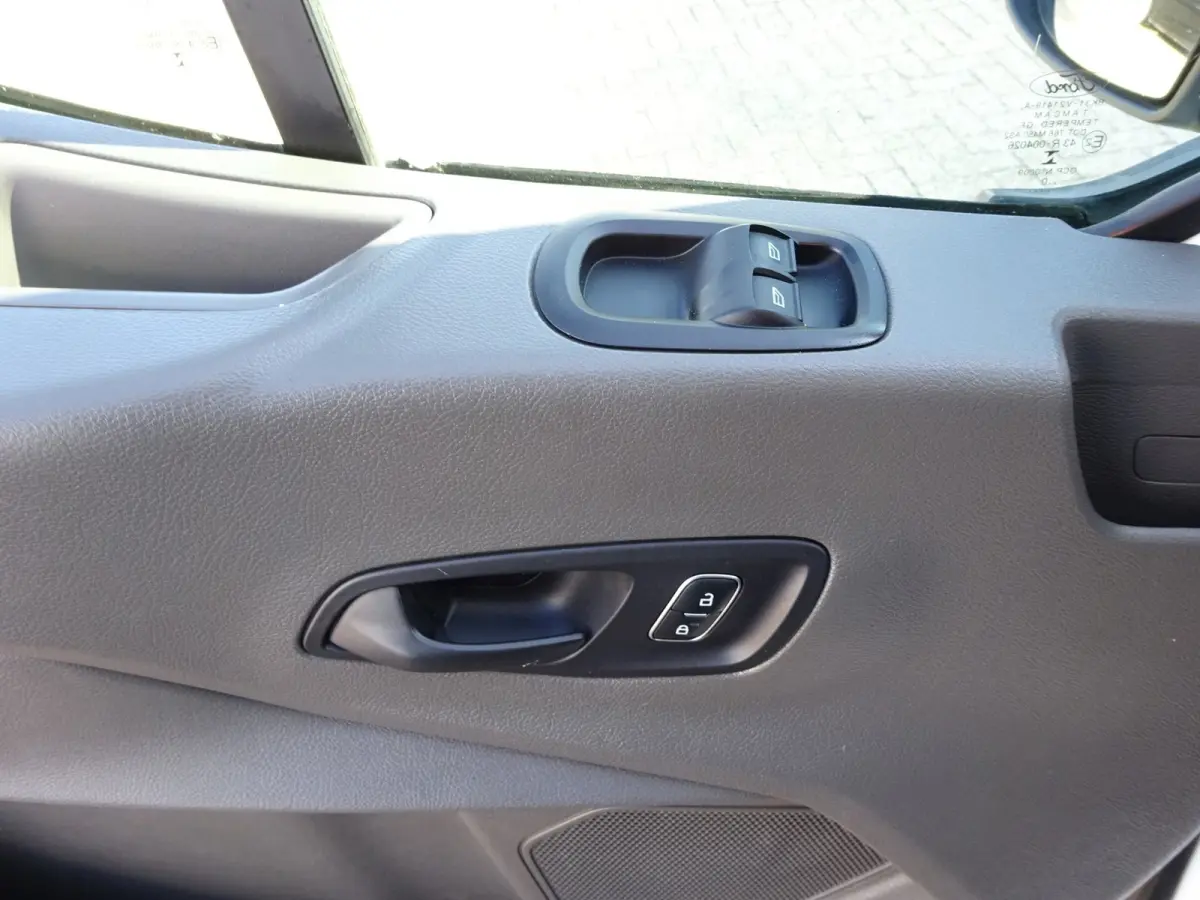 310 2.0 TDCI L2H2 Trend AUTOMAAT CRUISE CONTROL PDC NAVIGATIE