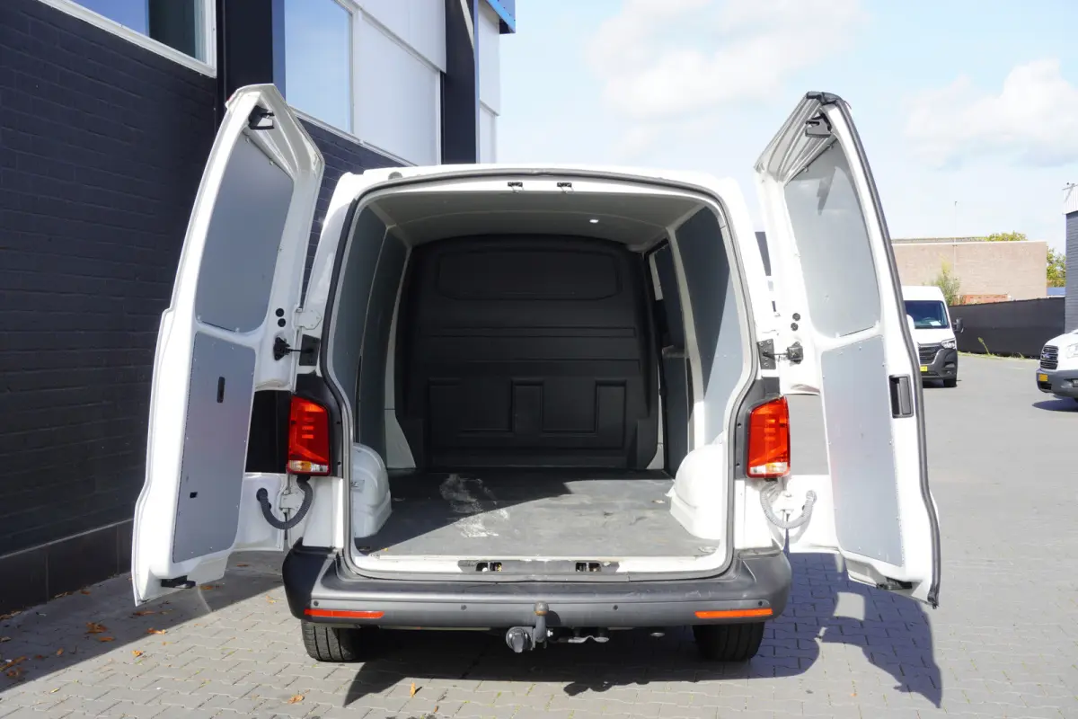 2.0 TDI L2 EURO 6 - Airco - Navi - Cruise - €20.900,- Excl.