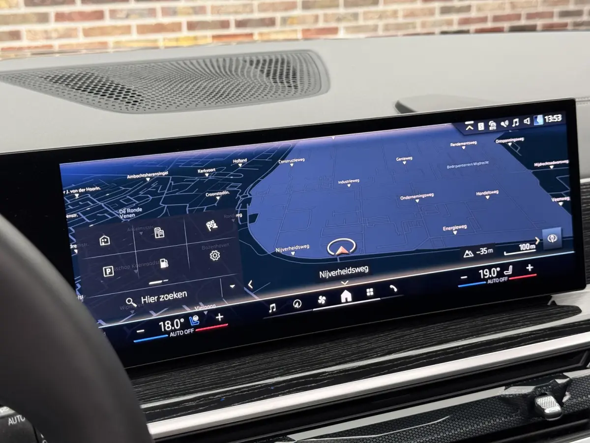 xDrive50e